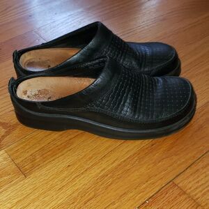 Birkenstock Black Leather Mules